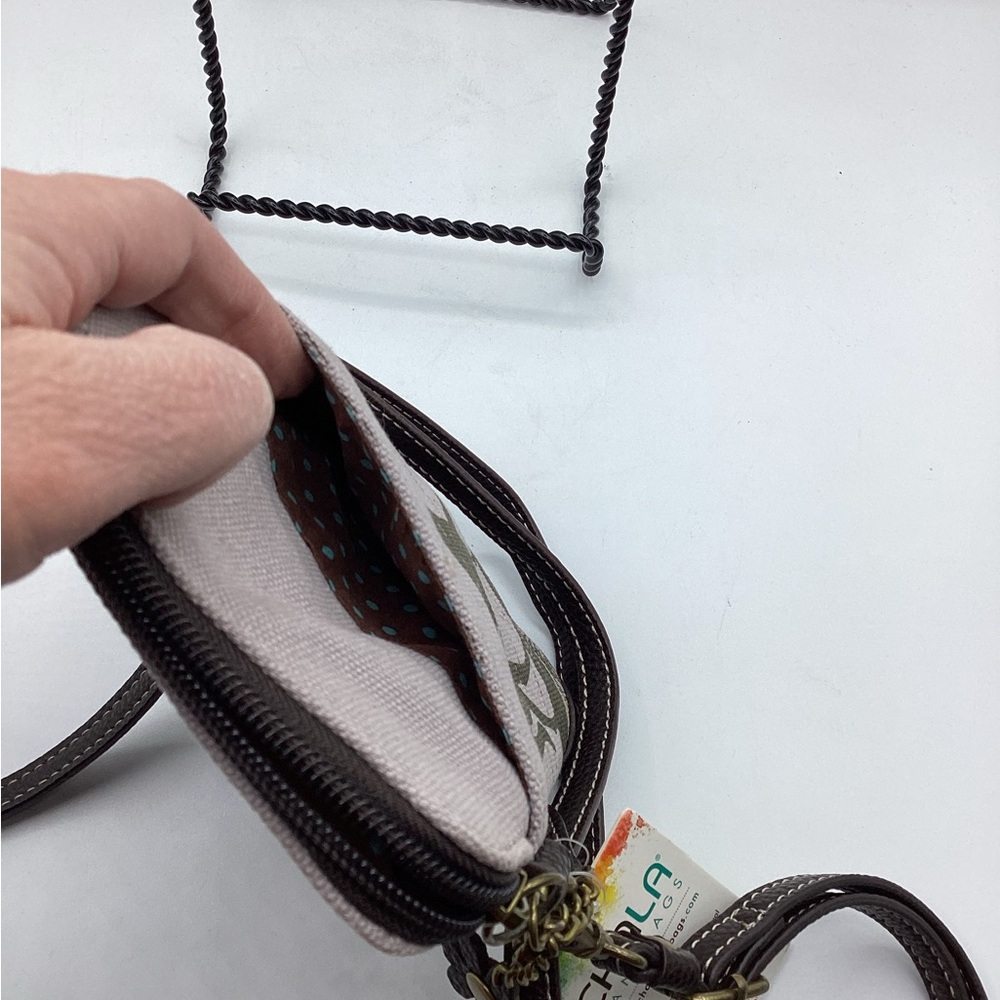 NWT Chala Safari Cellphone Crossbody Handbag Gray Horse IS6 - Picture 4 of 5